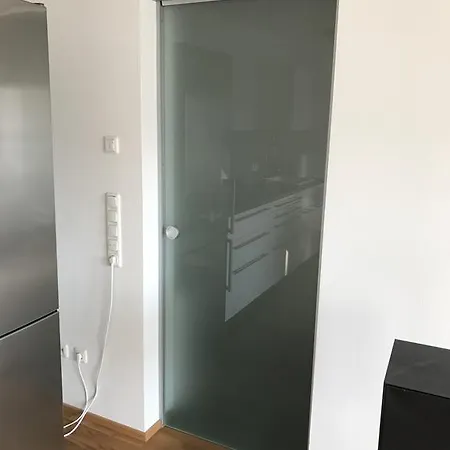 Apartman 24 *